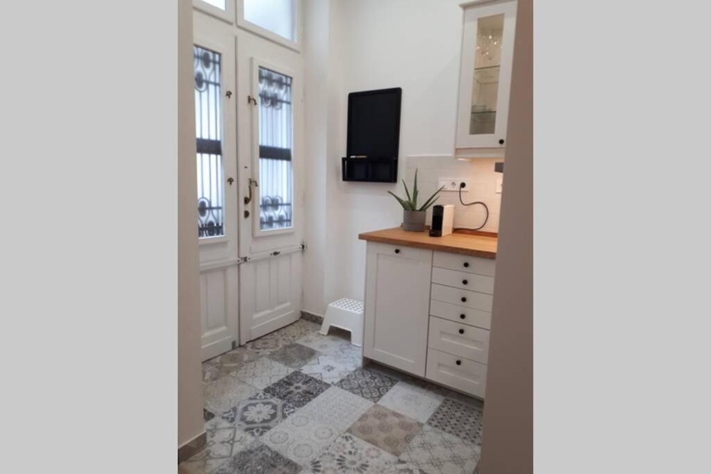 A Nice Apartment In The Heart Of Budapest. Εξωτερικό φωτογραφία